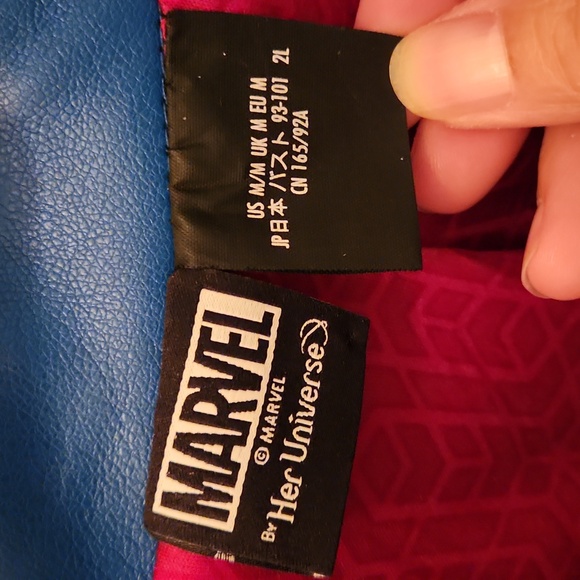 Her Universe Marvel The Marvels Captain Marvel Faux Leather Jacket - Picture 2 of 5